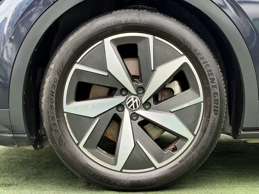 Volkswagen ID.4 Crozz — фото 20