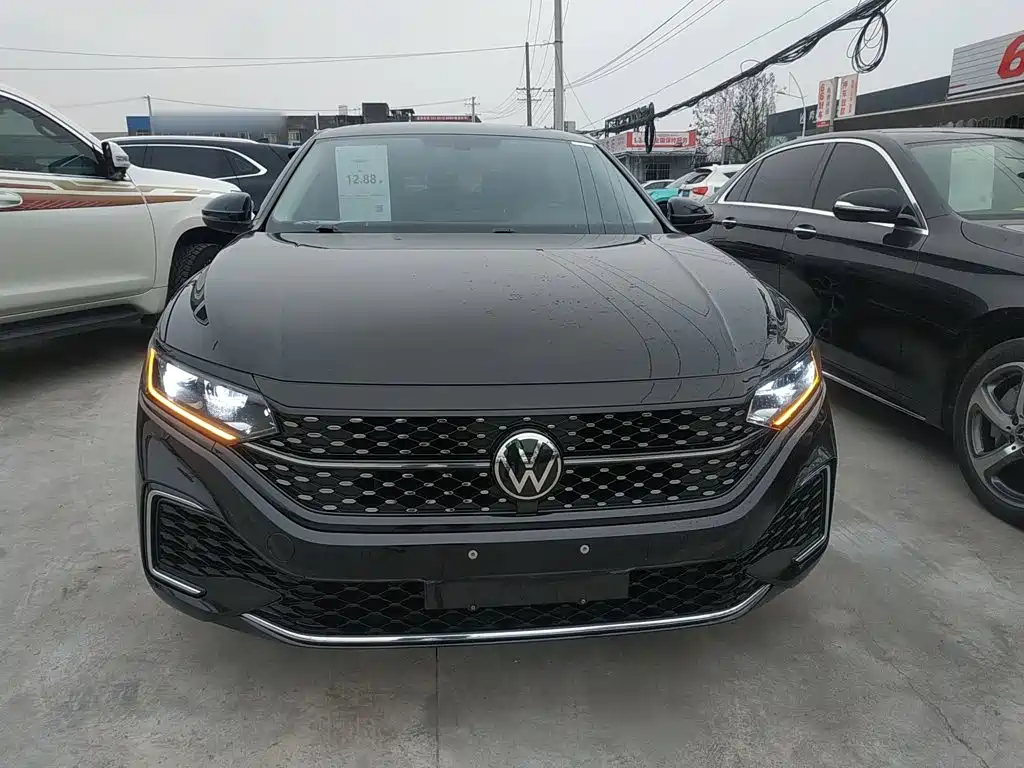 Volkswagen Passat — фото 3