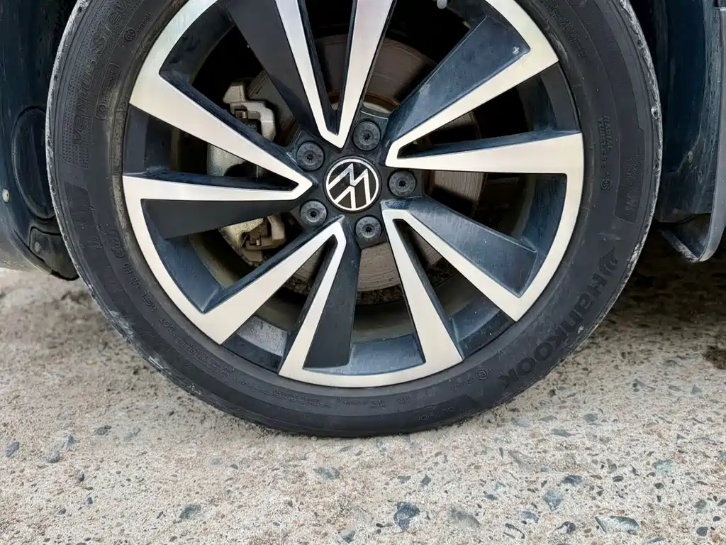 Volkswagen Tharu — фото 9