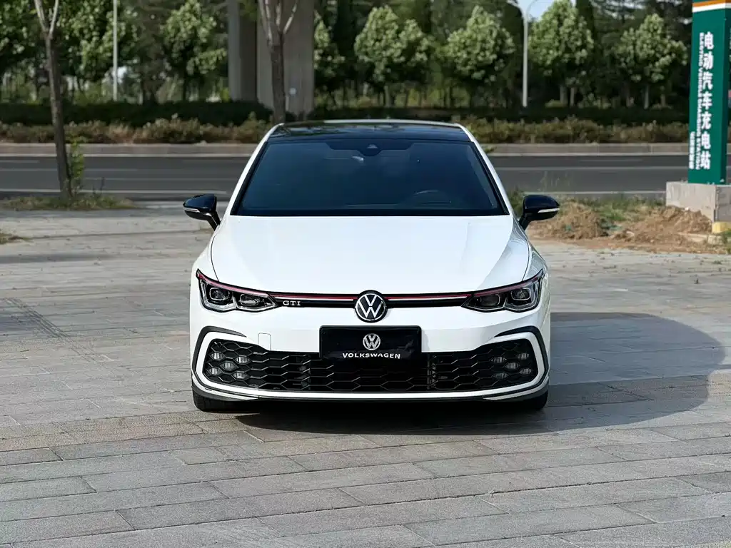 Volkswagen Golf GTI — фото 2