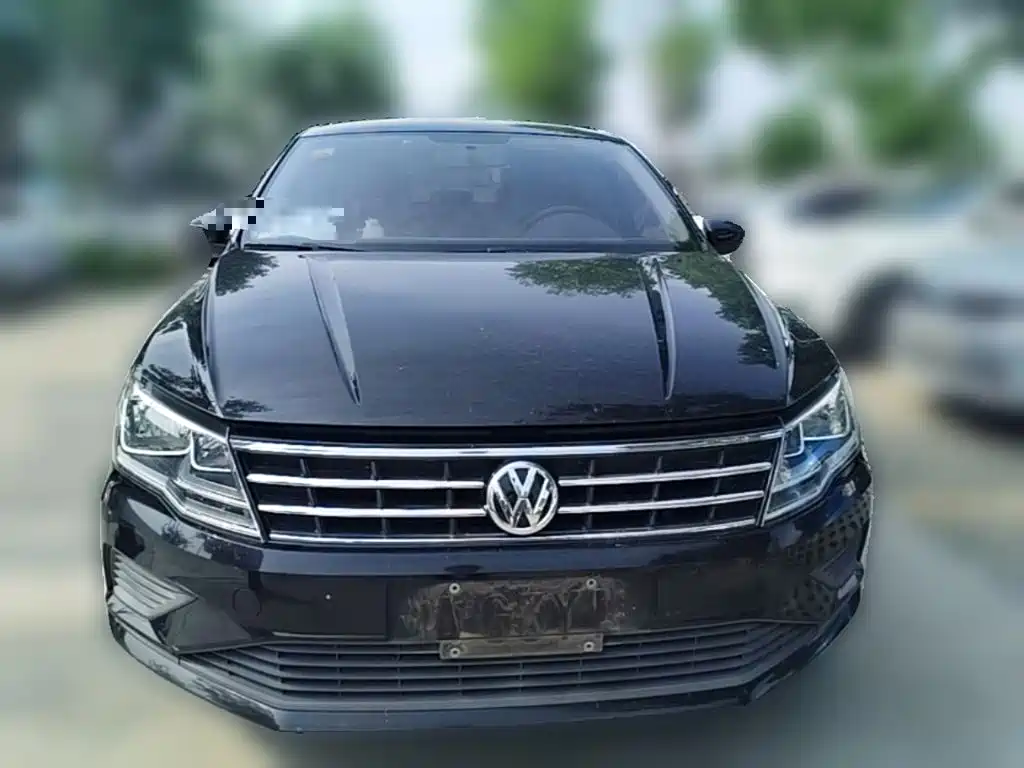 Volkswagen Jetta — фото 5