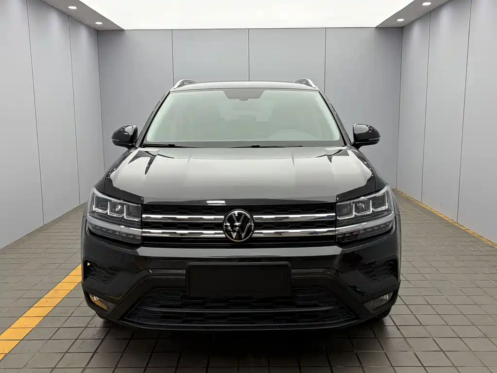 Volkswagen Tharu — фото 2