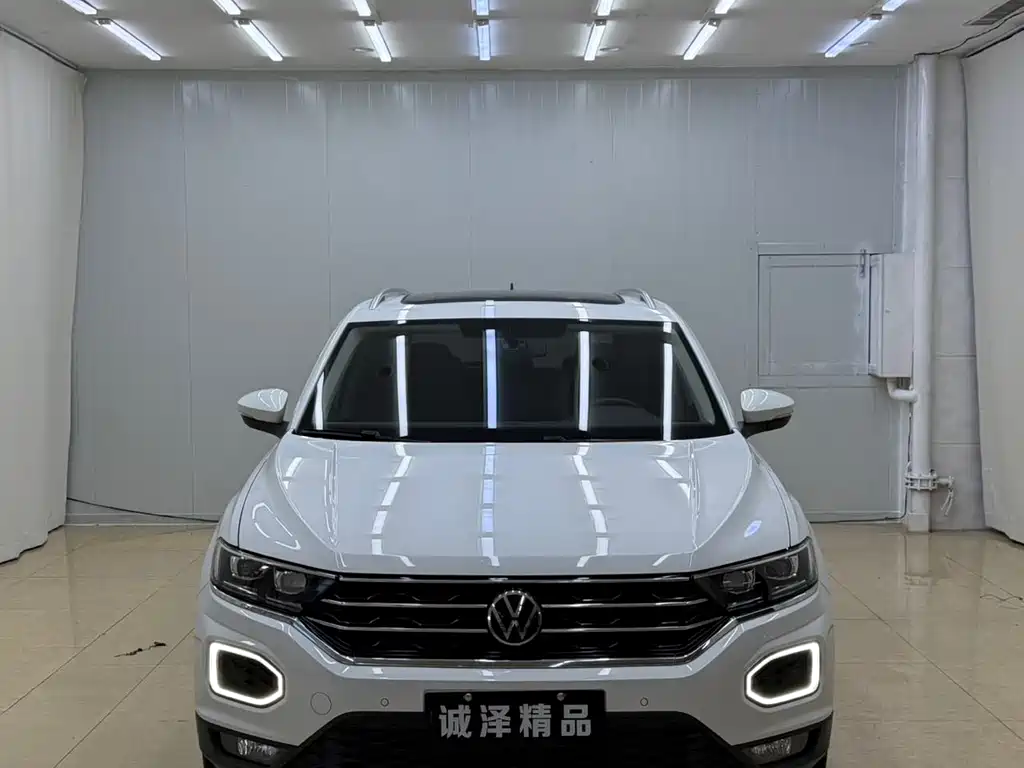 Volkswagen T-Roc — фото 2