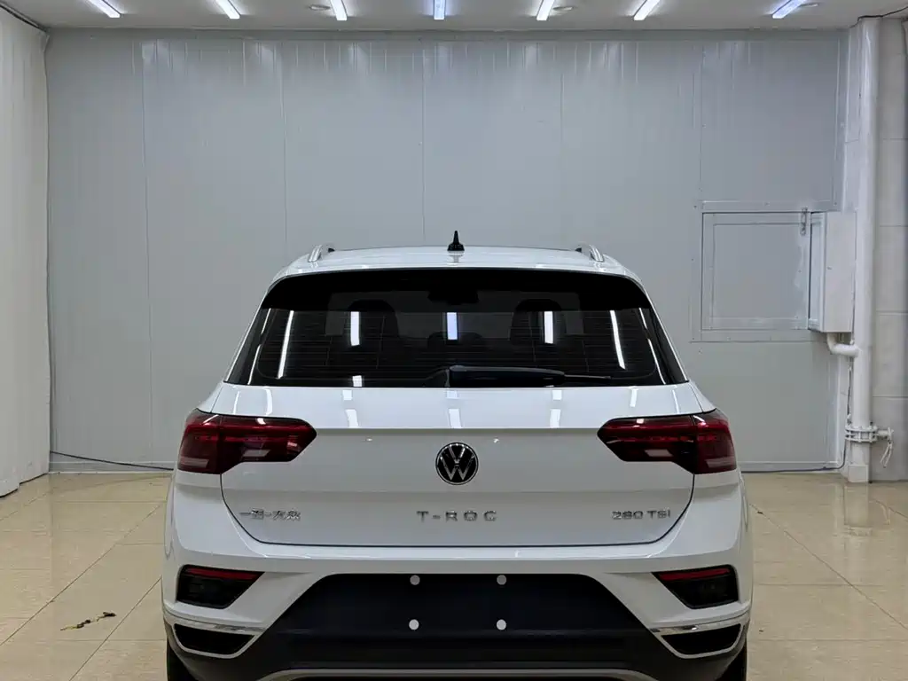 Volkswagen T-Roc — фото 5