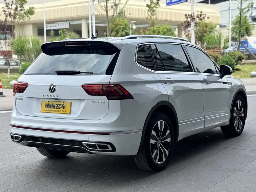 Volkswagen Tiguan L — фото 7
