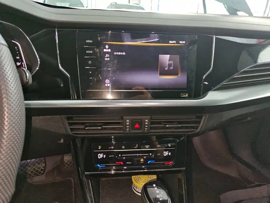 Volkswagen Passat — фото 13