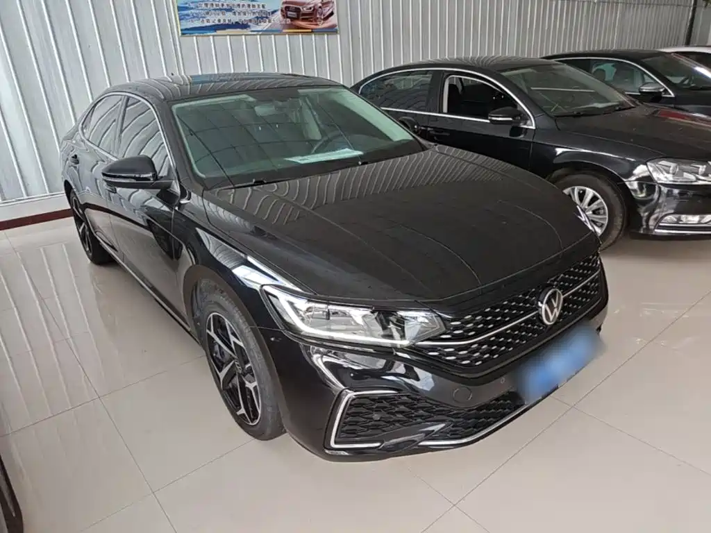 Volkswagen Passat — фото 4