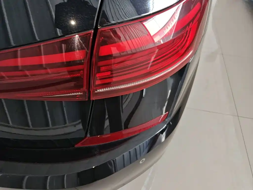 Volkswagen Passat — фото 8