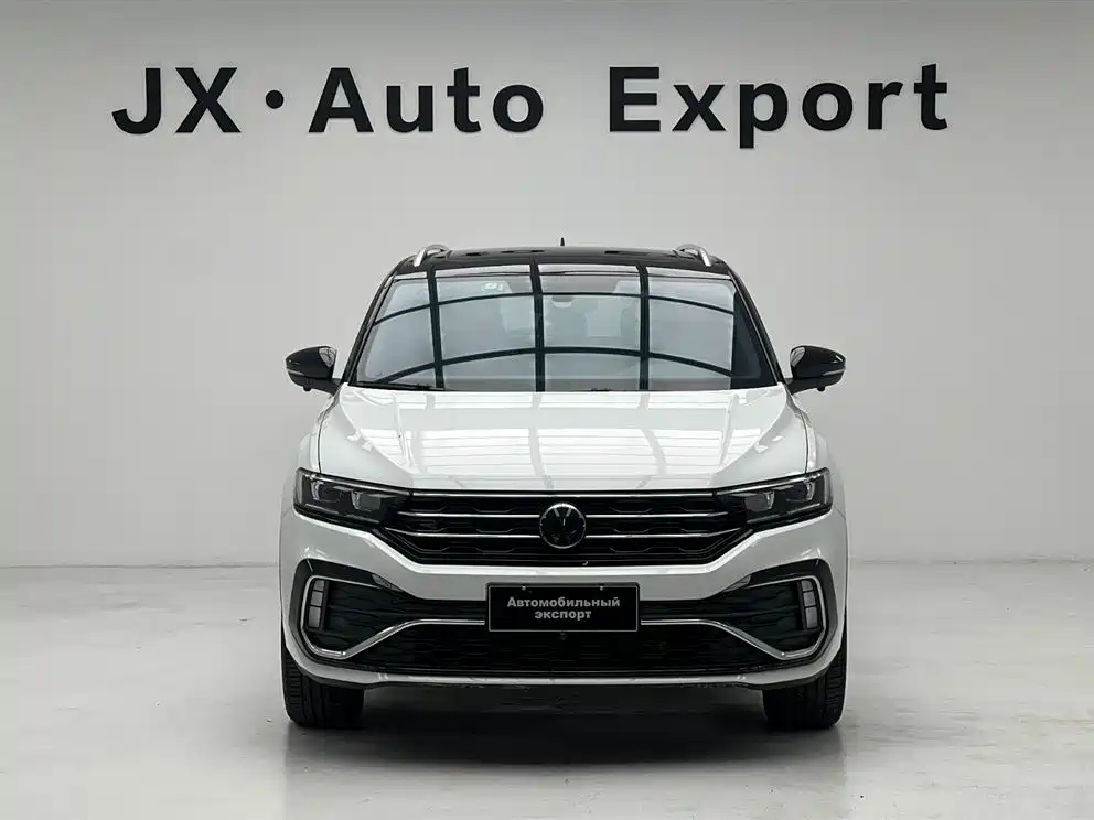 Volkswagen T-Roc — фото 2