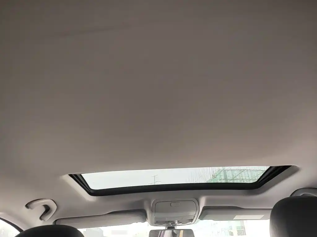 Volkswagen Passat — фото 18