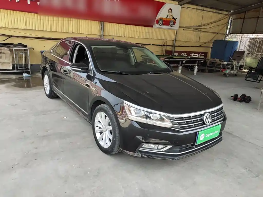 Volkswagen Passat — фото 4