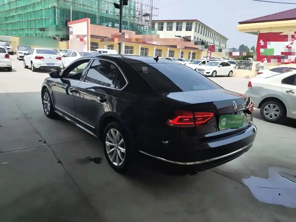 Volkswagen Passat — фото 5
