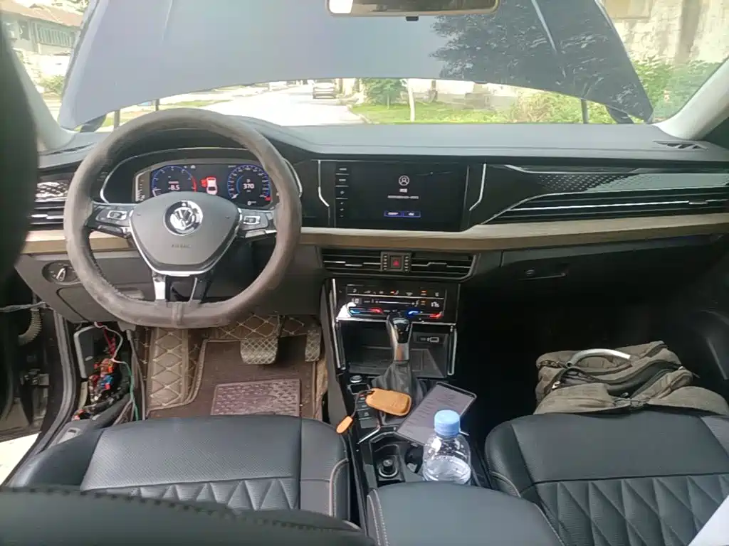 Volkswagen Passat — фото 10