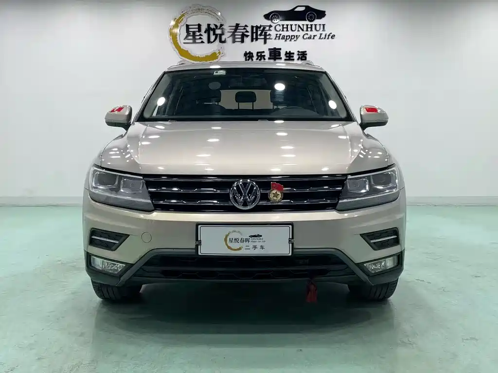 Volkswagen Tiguan L — фото 2