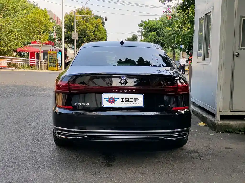 Volkswagen Passat — фото 5