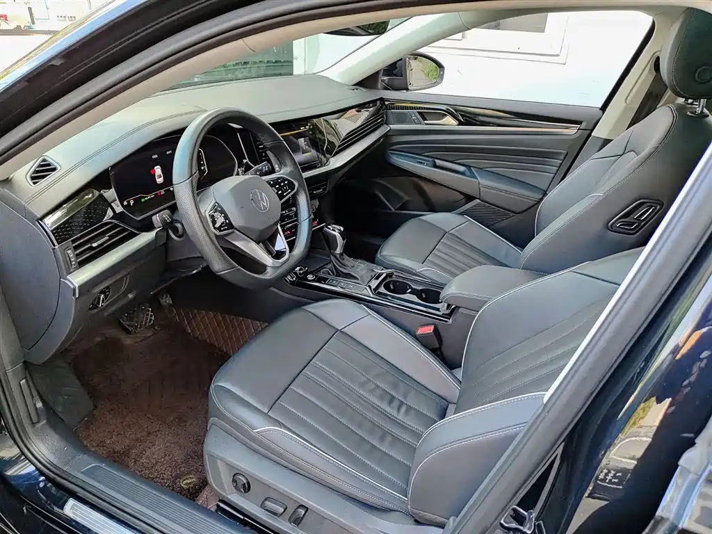 Volkswagen Passat — фото 7
