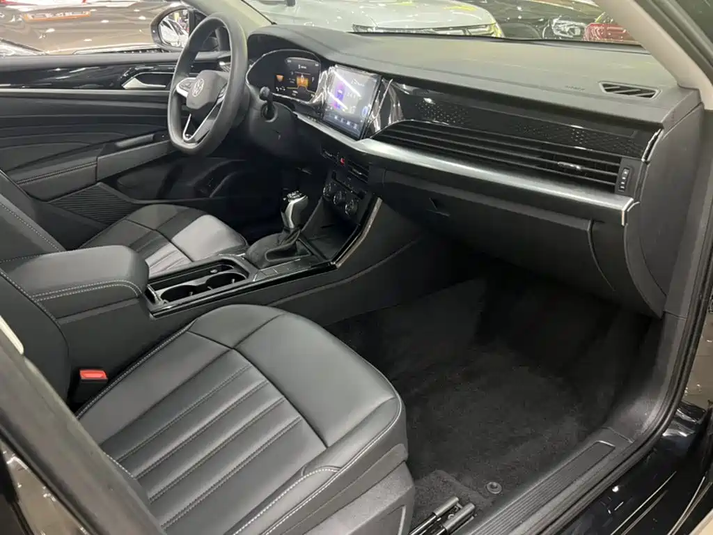 Volkswagen Passat — фото 11