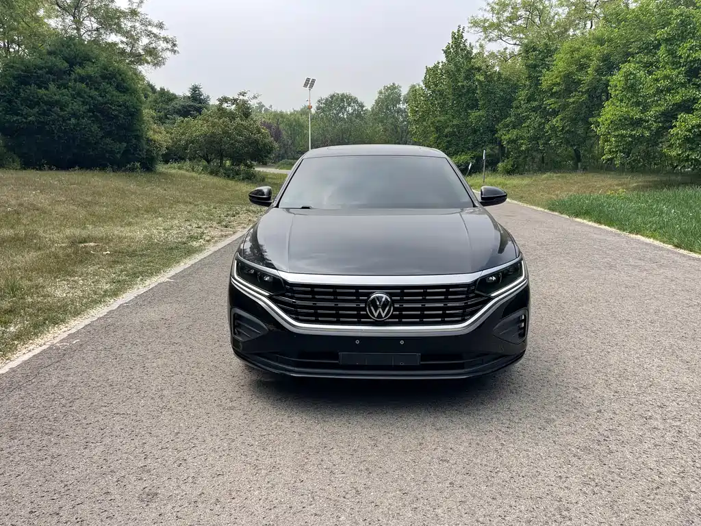 Volkswagen Passat — фото 2