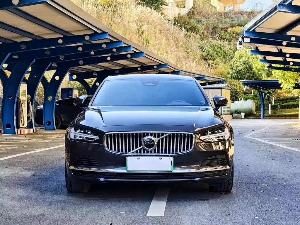 Volvo S90 PHEV — фото 4