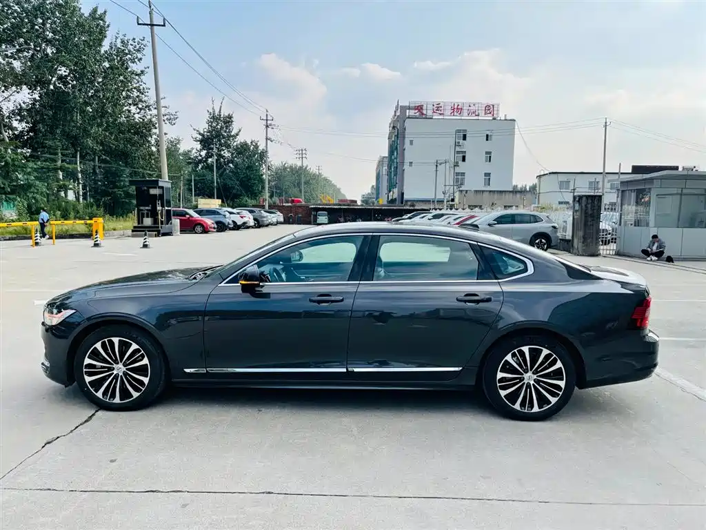 Volvo S90 — фото 3