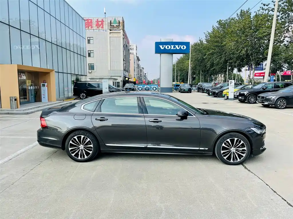 Volvo S90 — фото 7