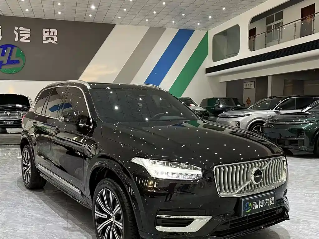 Volvo XC90 — фото 3