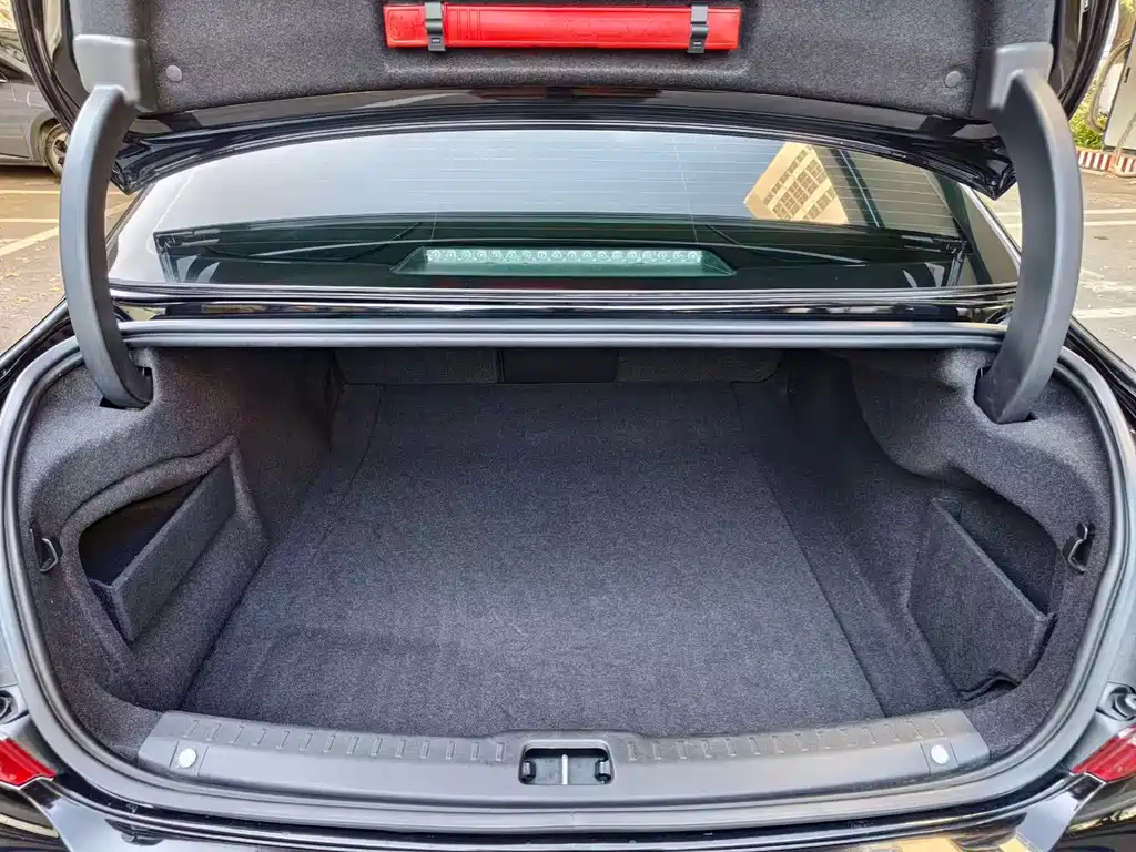 Volvo S90 — фото 18