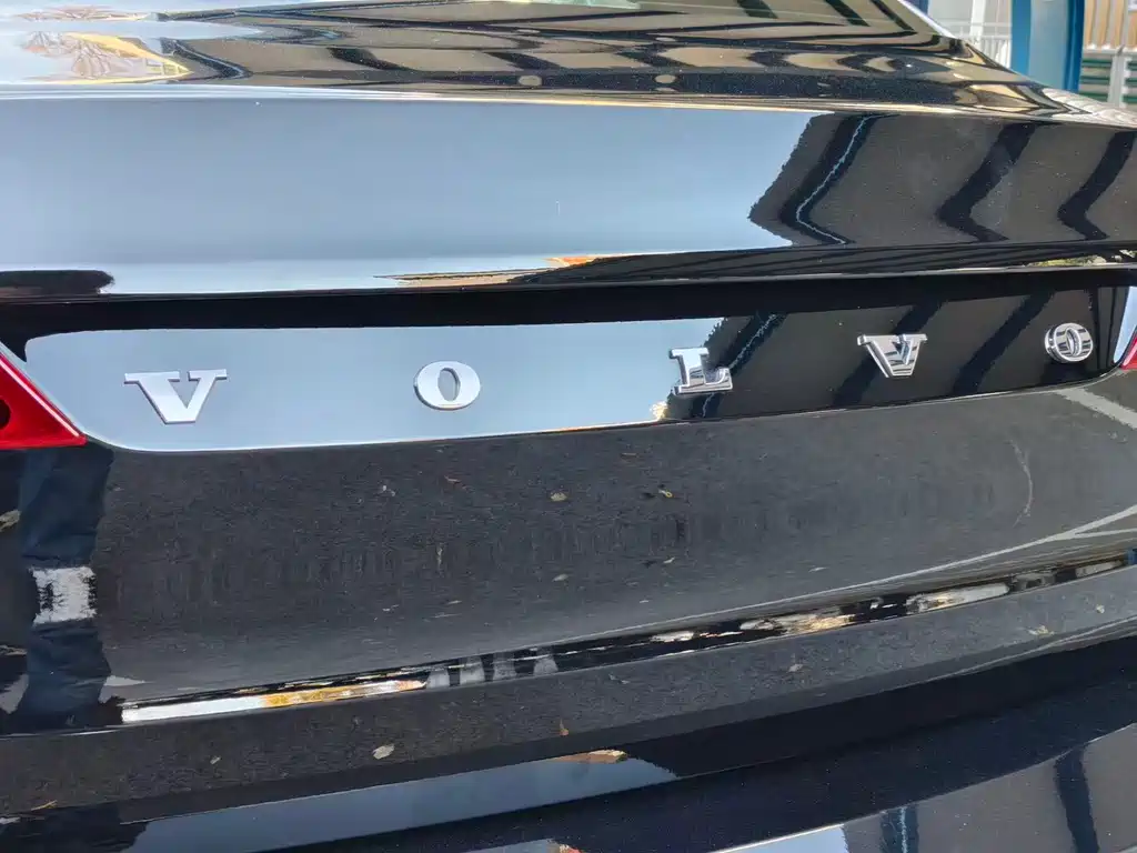 Volvo S90 — фото 19