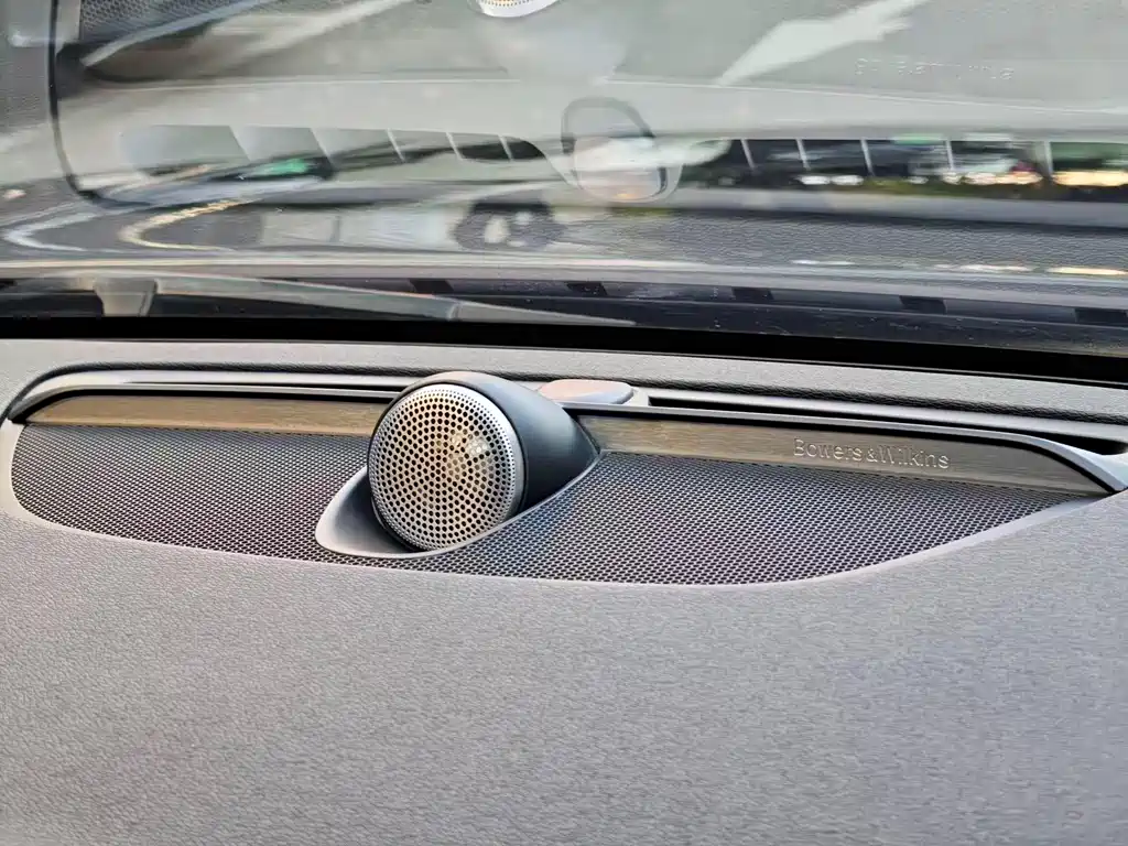 Volvo S90 — фото 20