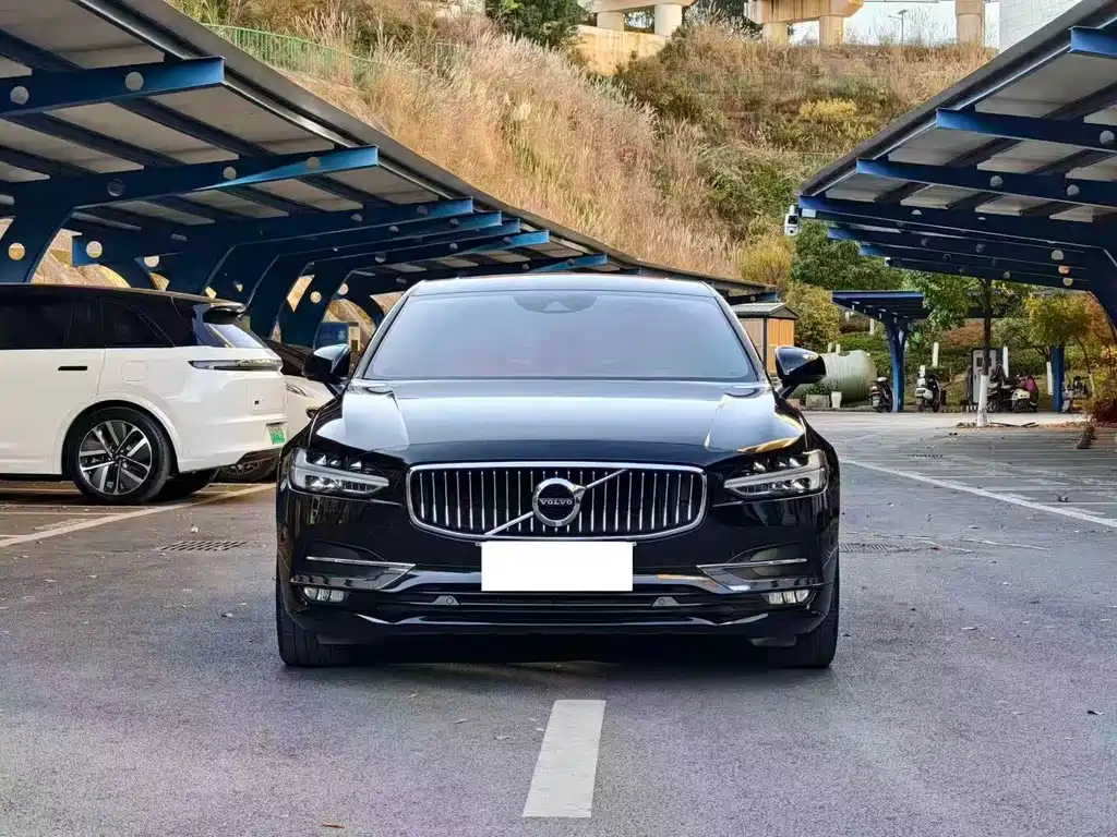 Volvo S90 — фото 5