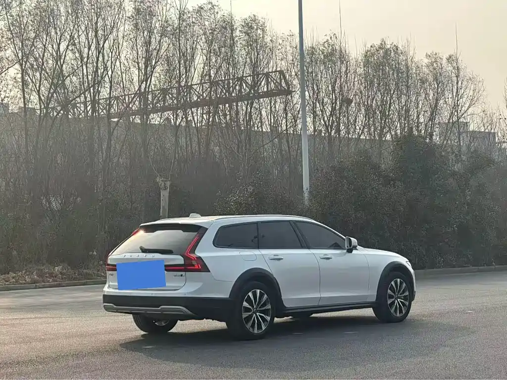 Volvo V90 — фото 3