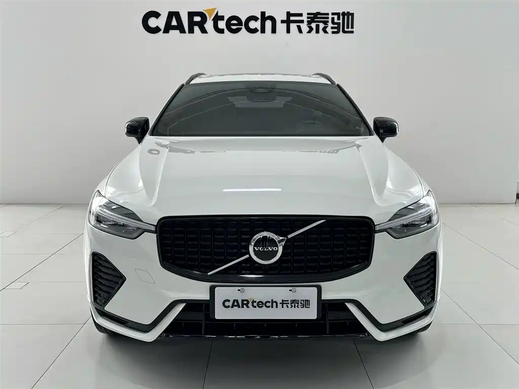 Volvo XC60 — фото 2