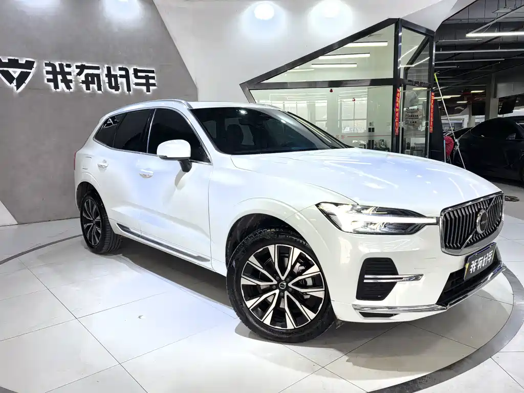 Volvo XC60 — фото 3