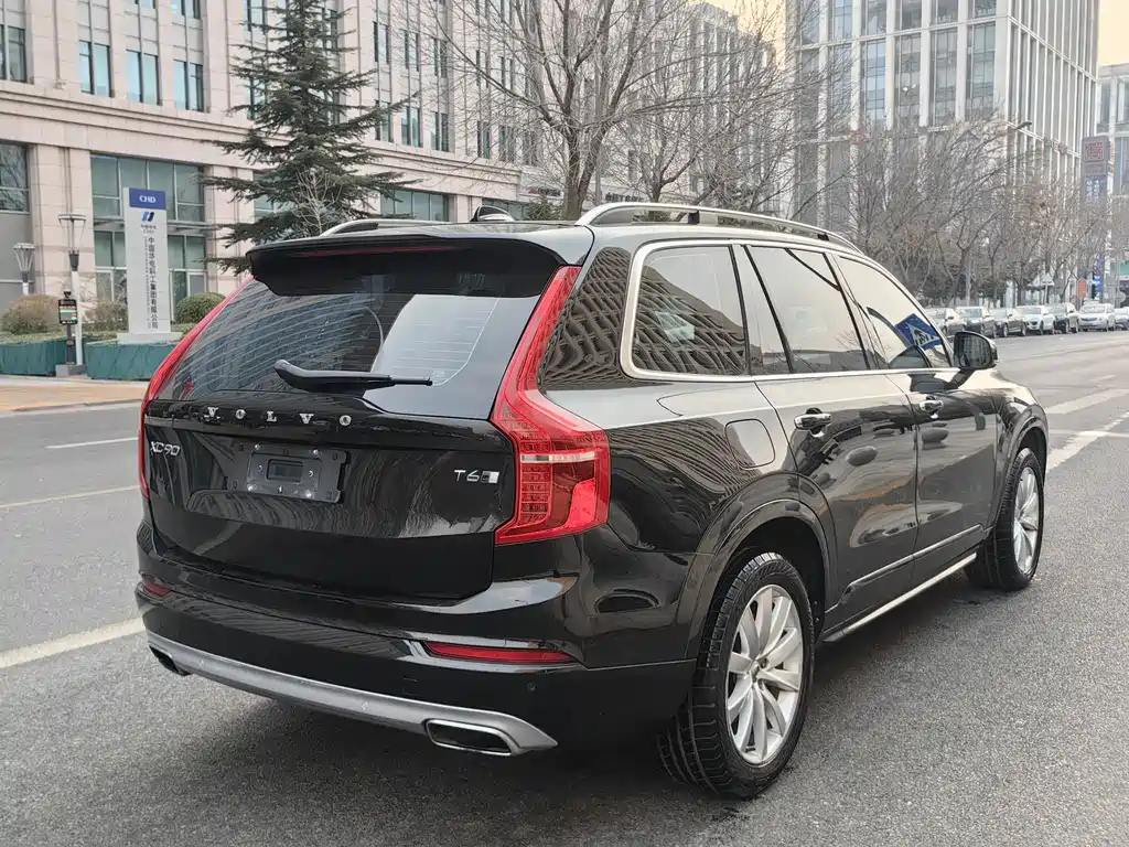 Volvo XC90 — фото 6