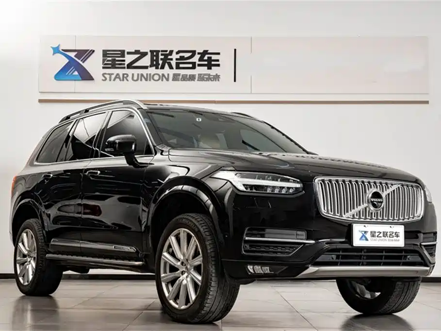 Volvo XC90 — фото 6