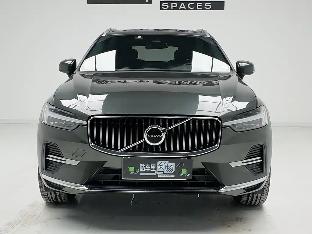 Volvo XC60 — фото 2