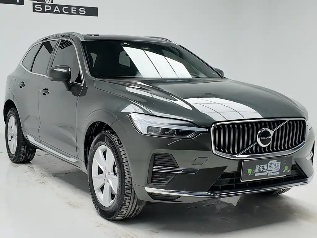 Volvo XC60 — фото 3
