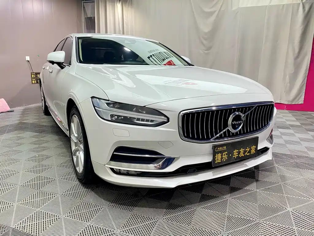 Volvo S90 — фото 3