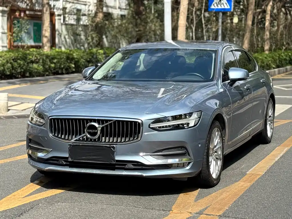 Volvo S90 — фото 4