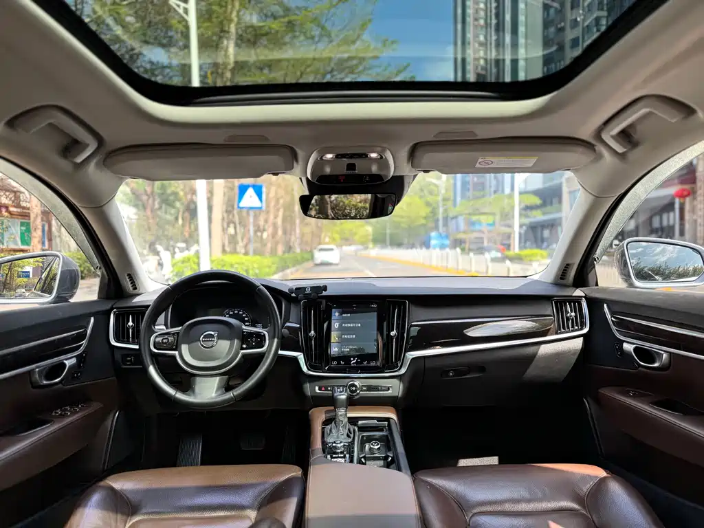 Volvo S90 — фото 8