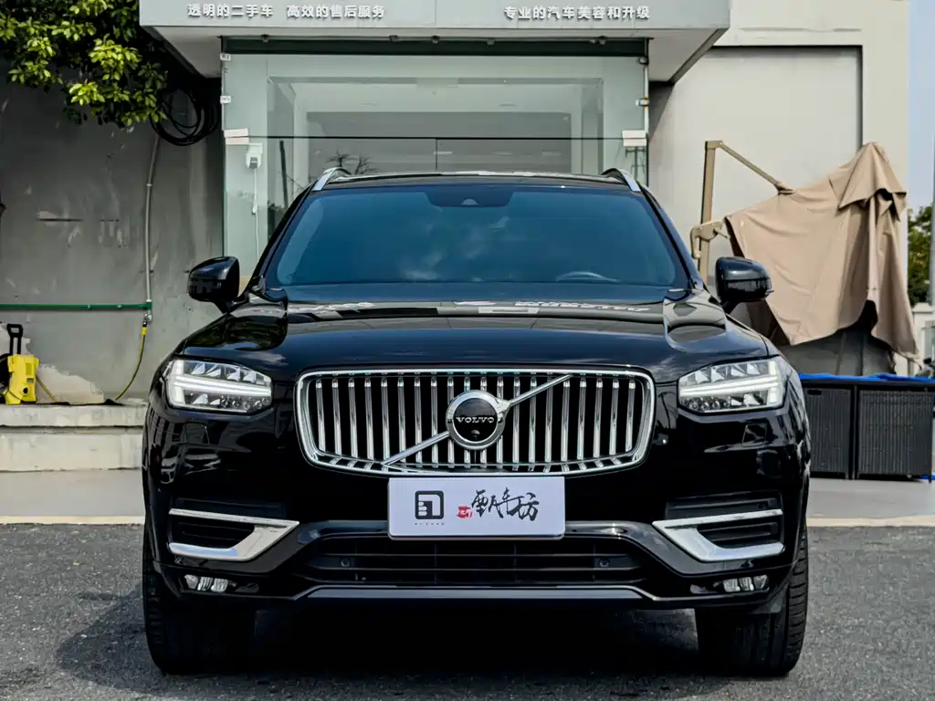 Volvo XC90 — фото 2