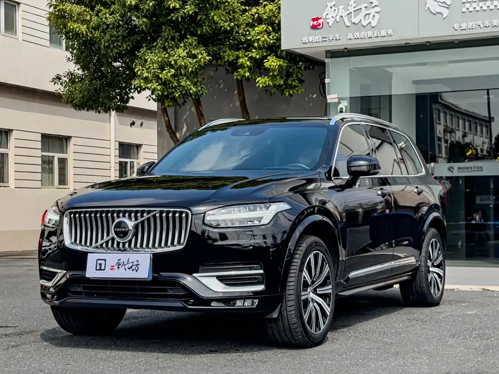 Volvo XC90 — фото 3