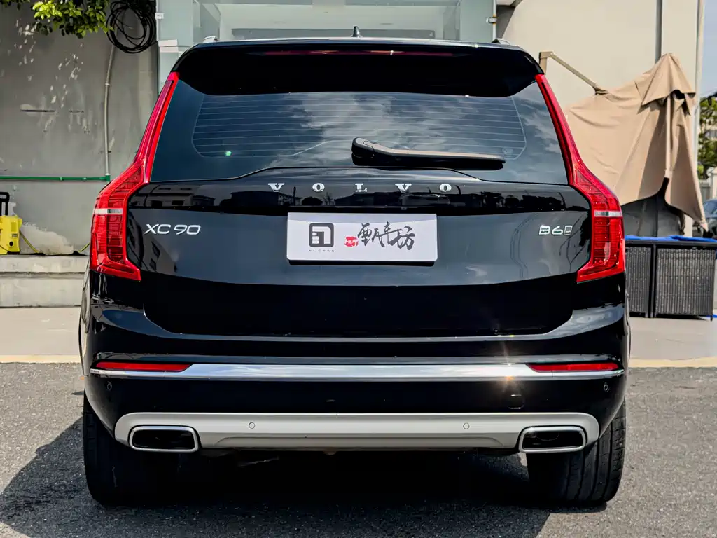 Volvo XC90 — фото 4