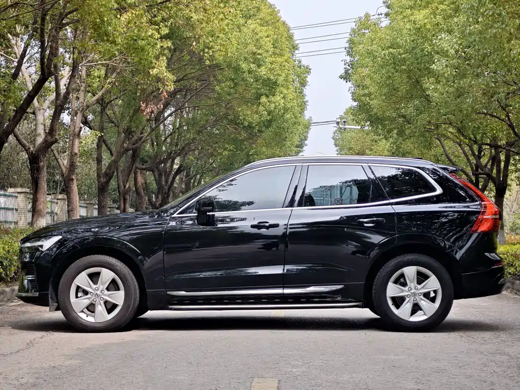 Volvo XC60 — фото 3