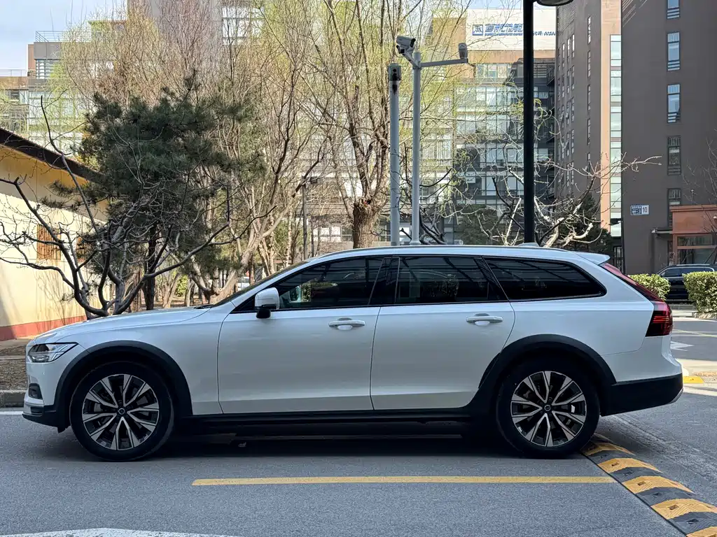 Volvo V90 — фото 4