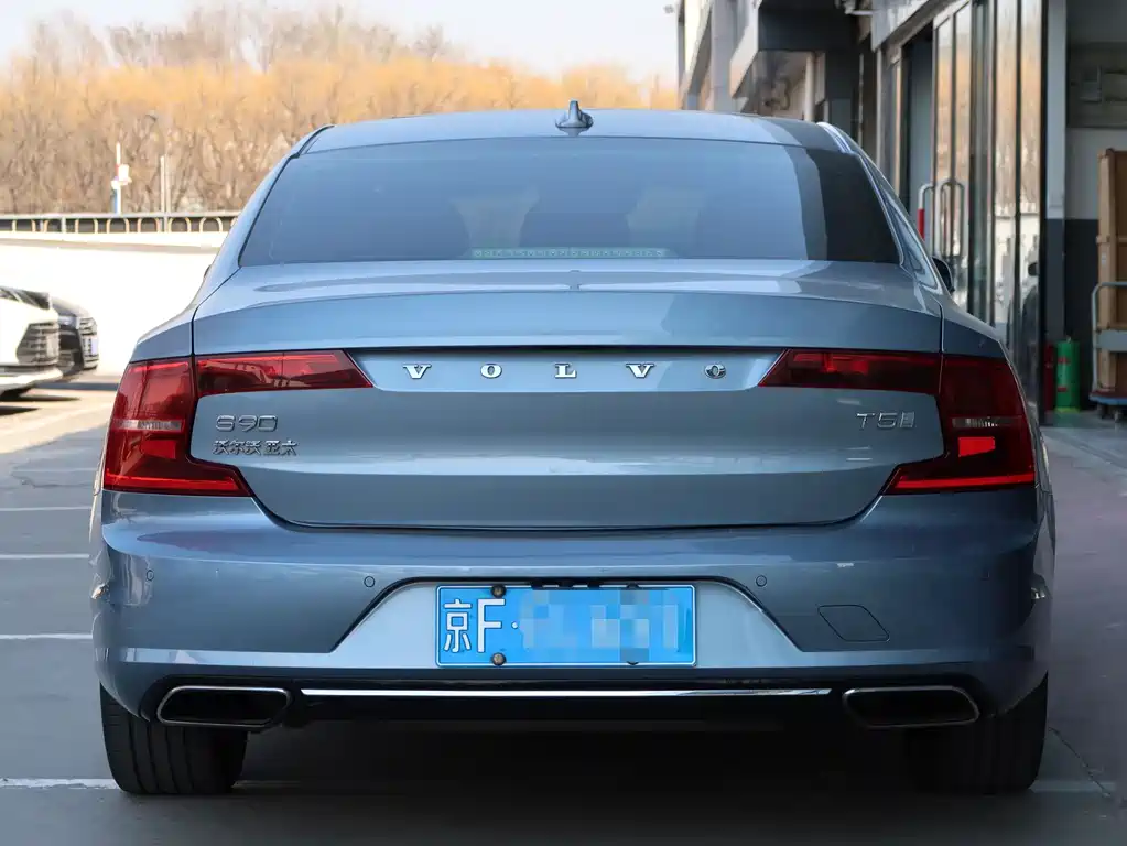 Volvo S90 — фото 4