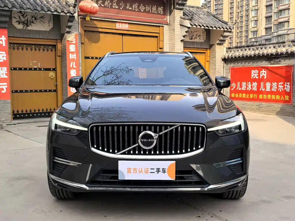 Volvo XC60 — фото 2