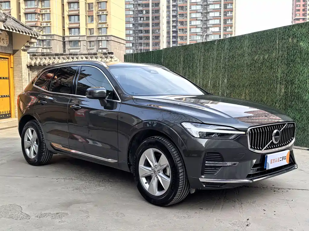 Volvo XC60 — фото 3