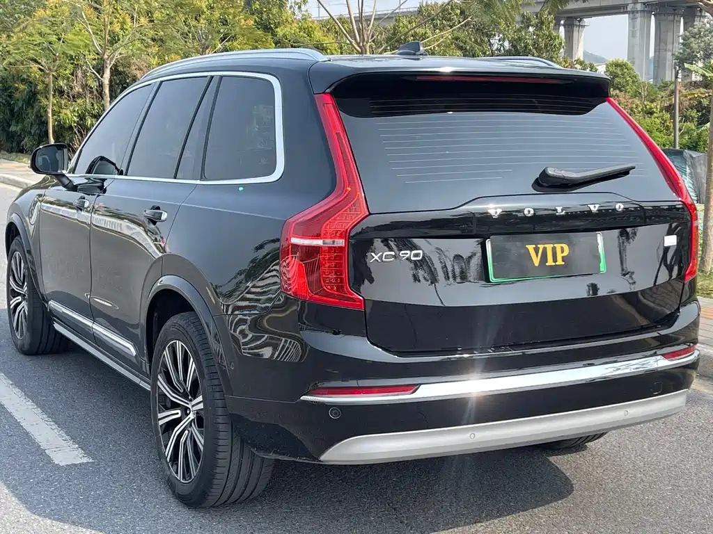 Volvo XC90 PHEV — фото 4