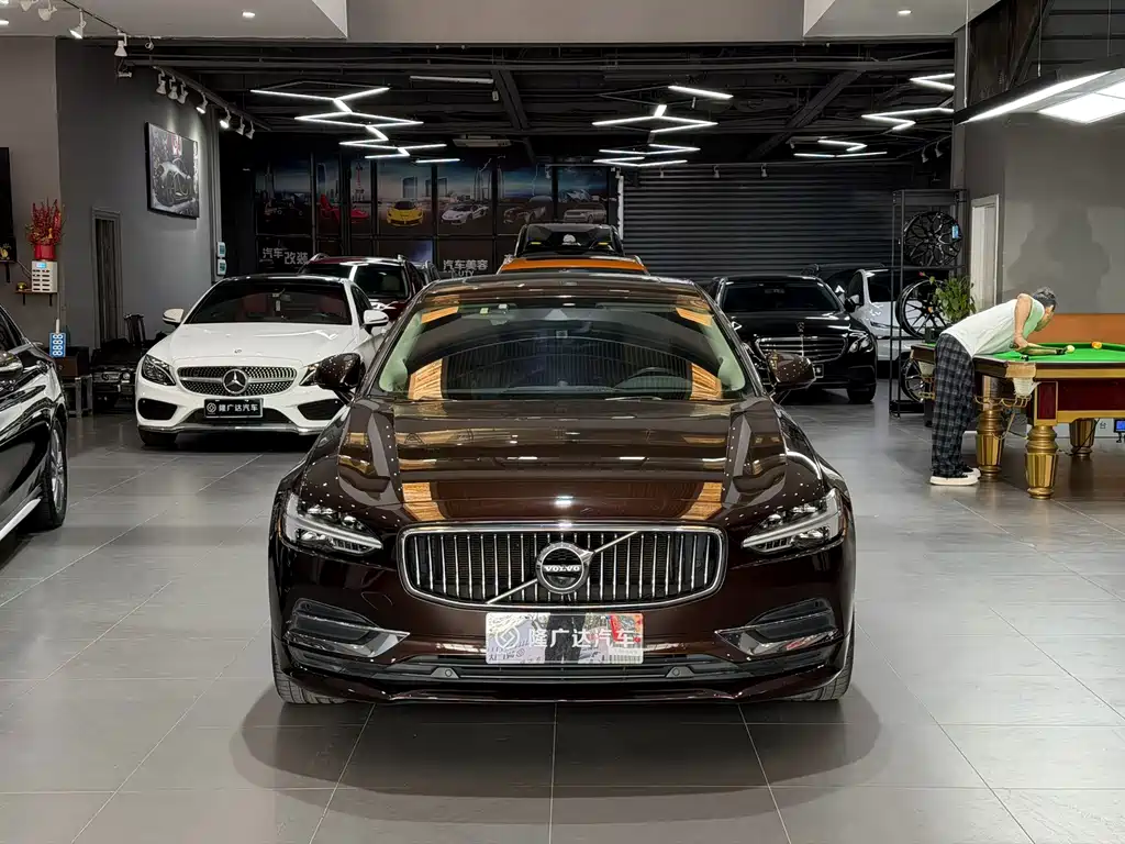 Volvo S90 — фото 2